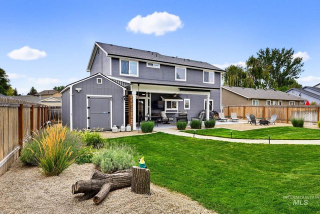 842 W Hackamore Ave, Nampa, ID 83686