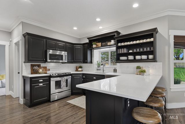 842 W Hackamore Ave, Nampa, ID 83686