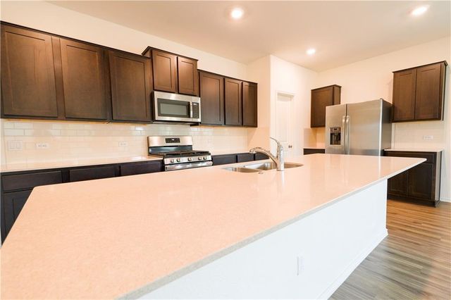933 Wildrye CT, Leander, TX 78641