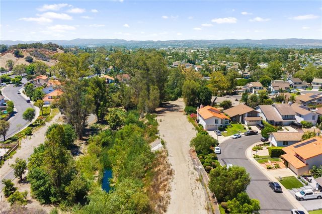26152 Sally, Lake Forest, CA 92630