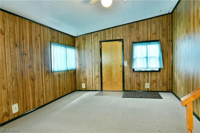 878 Ridge Road, Vienna, OH 44473