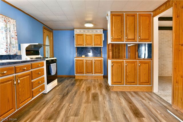 878 Ridge Road, Vienna, OH 44473