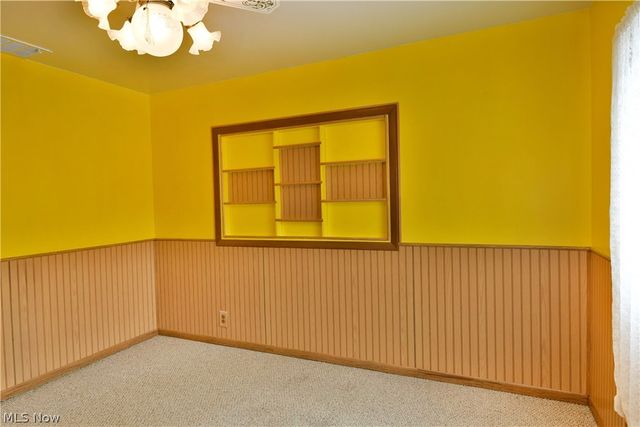 878 Ridge Road, Vienna, OH 44473