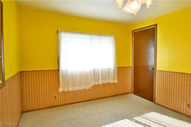 878 Ridge Road, Vienna, OH 44473