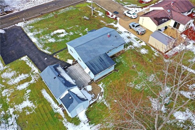 878 Ridge Road, Vienna, OH 44473