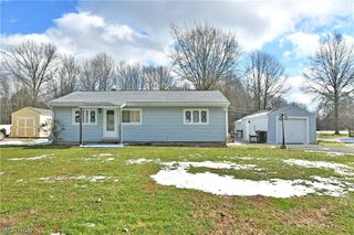 878 Ridge Road, Vienna, OH 44473