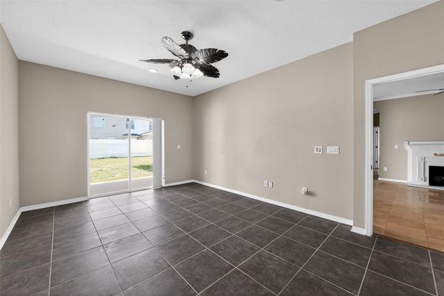 1833 MIRA LAGO CIRCLE, Ruskin, FL 33570