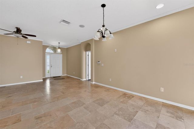 1833 MIRA LAGO CIRCLE, Ruskin, FL 33570