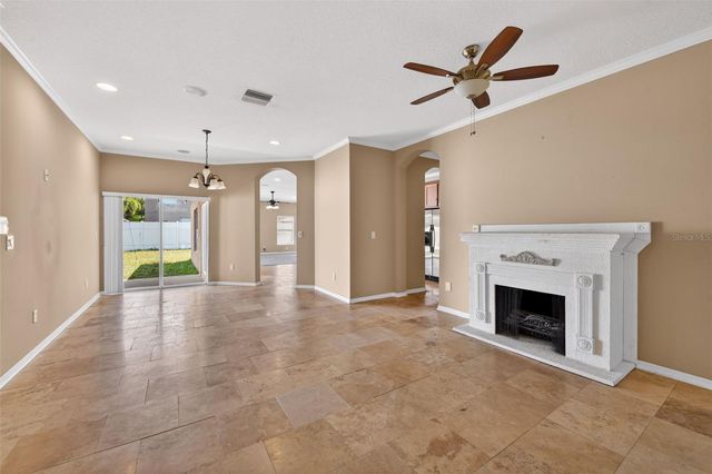 1833 MIRA LAGO CIRCLE, Ruskin, FL 33570