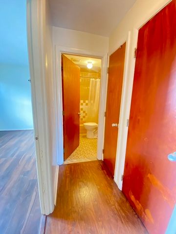 70 Jamaicaway 10, Boston, MA 02130