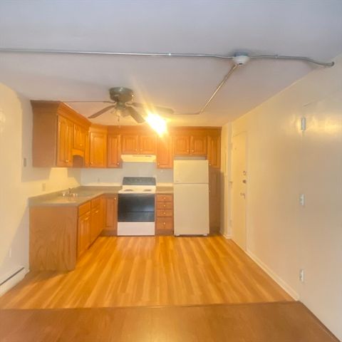 70 Jamaicaway 10, Boston, MA 02130