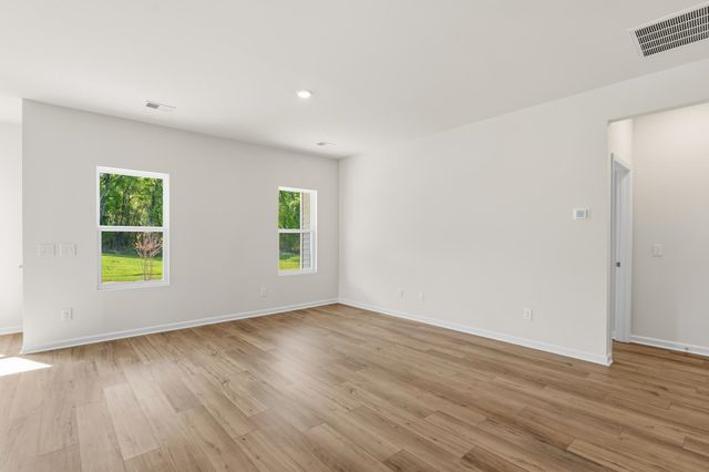 5035 Radley Road, Chesnee, SC 29323