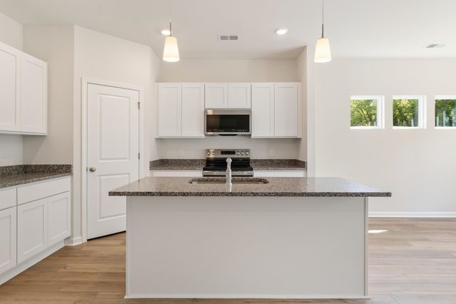 5035 Radley Road, Chesnee, SC 29323