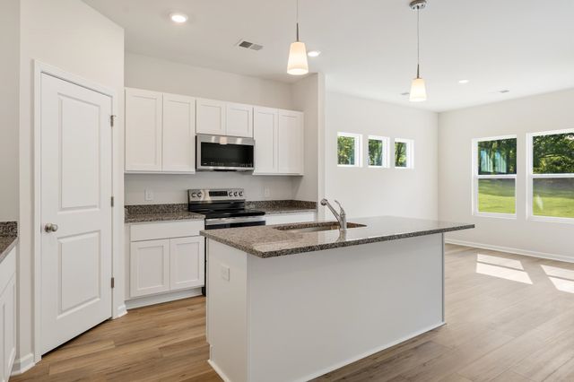 5035 Radley Road, Chesnee, SC 29323