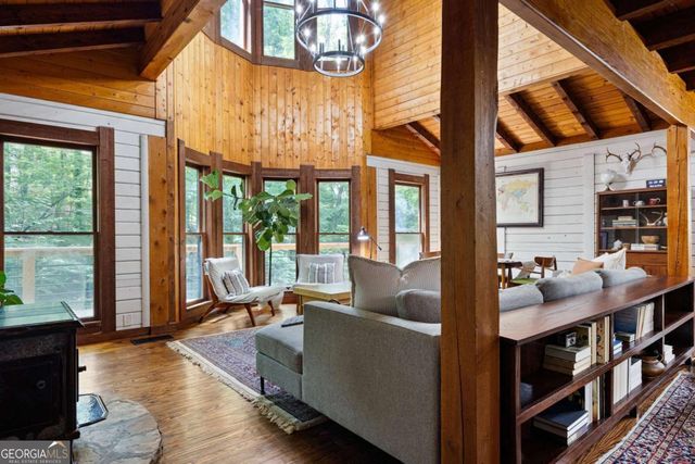 621 Spring Bluff Court SW, Marietta, GA 30064