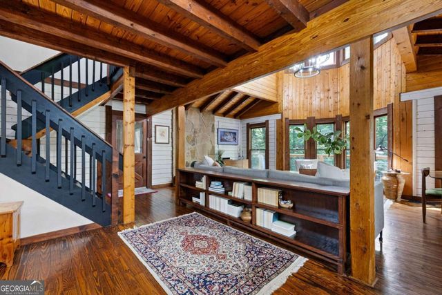621 Spring Bluff Court SW, Marietta, GA 30064