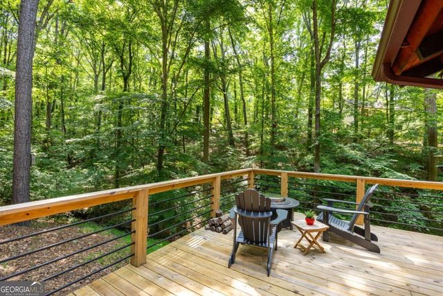 621 Spring Bluff Court SW, Marietta, GA 30064