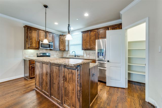 2500 Rockbrook C103, Lewisville, TX 75067