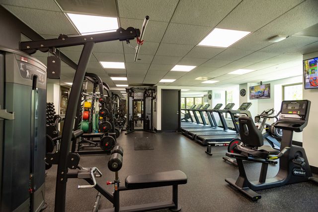 400 N LaSalle Drive 907, Chicago, IL 60654