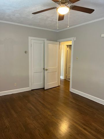 952 BARBARA DR, Memphis, TN 38108