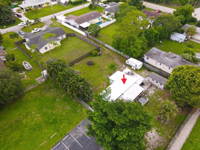 122 Springdale Road, Greenacres, FL 33467