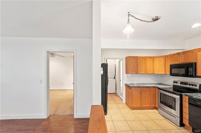 588 Webbs Hill Road cottage, Stamford, CT 06903