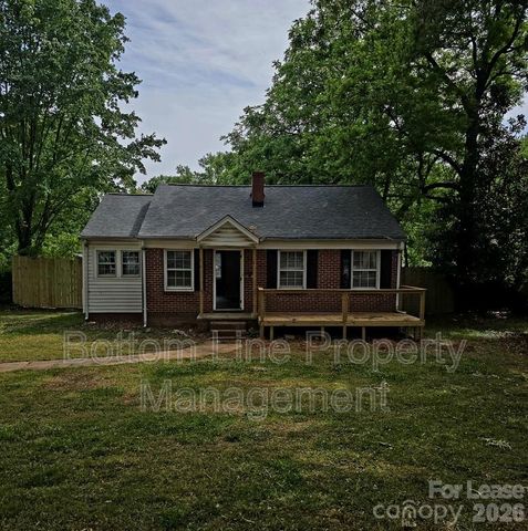 5008 Doris Avenue, Charlotte, NC 28205