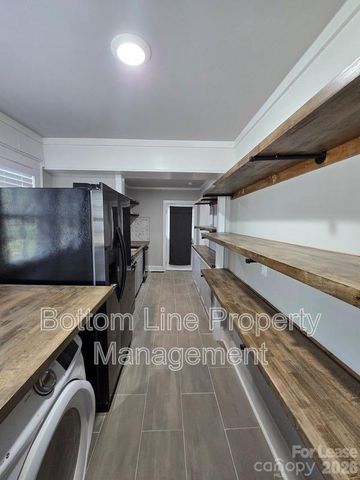 5008 Doris Avenue, Charlotte, NC 28205