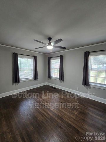 5008 Doris Avenue, Charlotte, NC 28205