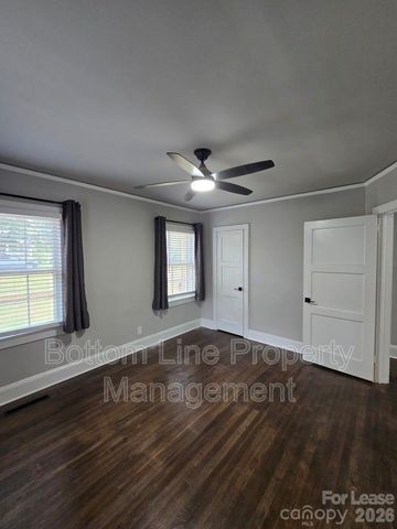 5008 Doris Avenue, Charlotte, NC 28205