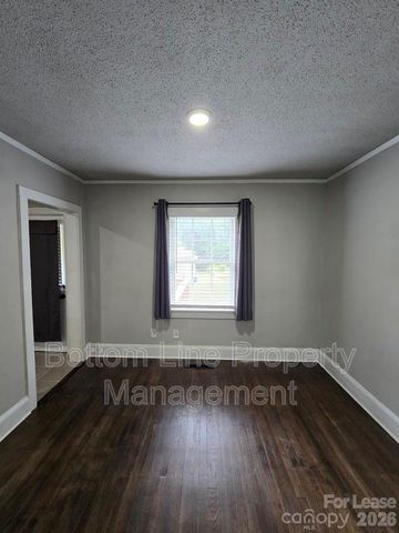 5008 Doris Avenue, Charlotte, NC 28205