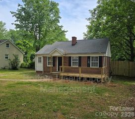 5008 Doris Avenue, Charlotte, NC 28205