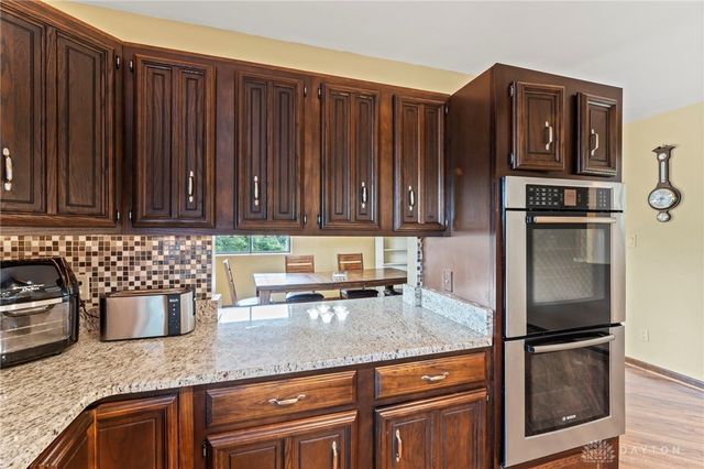 860 Helke Road, Vandalia, OH 45377