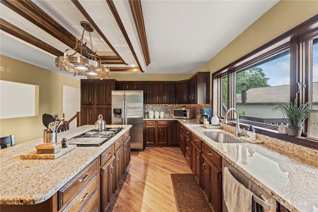 860 Helke Road, Vandalia, OH 45377