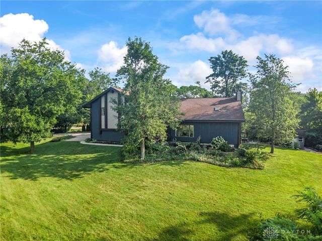 860 Helke Road, Vandalia, OH 45377