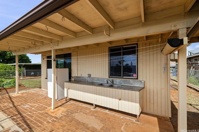 98-442 HOONO Street, Pearl City, HI 96782