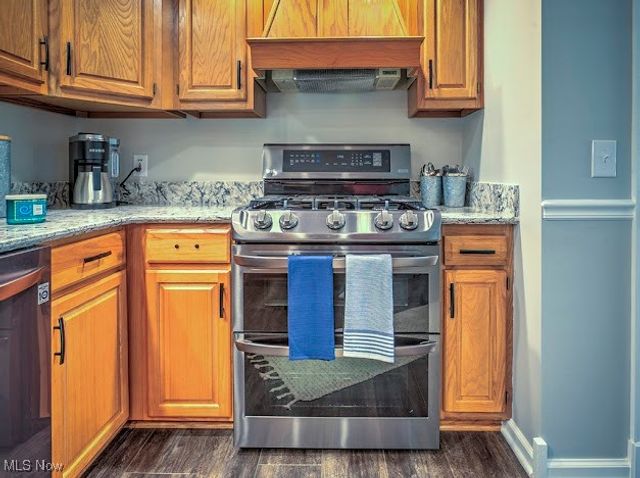 381 N Ridge Heights Drive, Howard, OH 43028