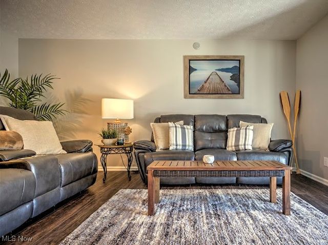 381 N Ridge Heights Drive, Howard, OH 43028