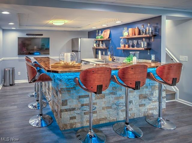 381 N Ridge Heights Drive, Howard, OH 43028