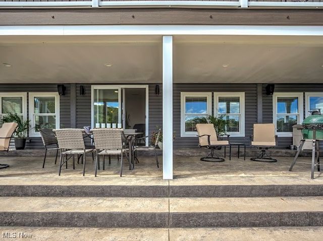 381 N Ridge Heights Drive, Howard, OH 43028