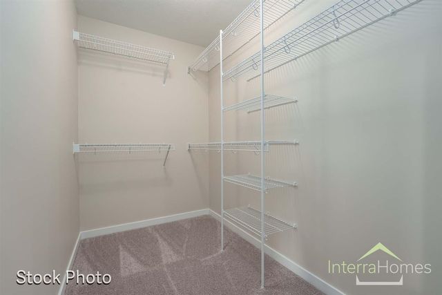 1595 N Village Circle, Kalamazoo, MI 49009