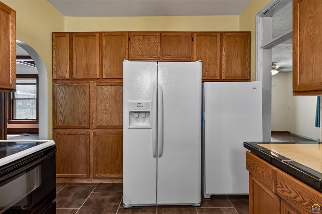1273 SW Harrison ST, Topeka, KS 66612