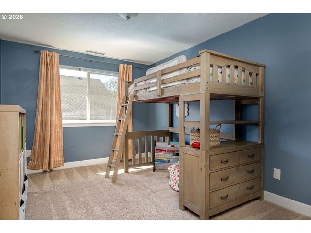 519 Nw HILLCREST Dr, Dallas, OR 97338