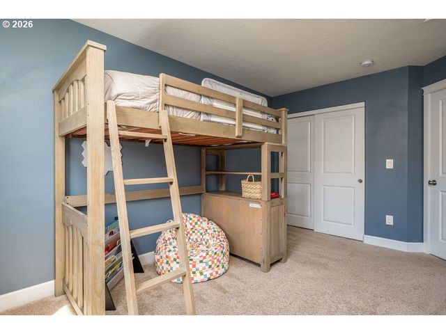 519 Nw HILLCREST Dr, Dallas, OR 97338