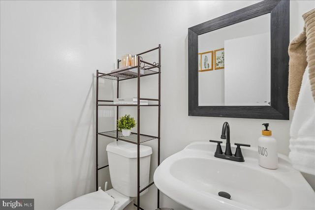 13410 COUNTRY RIDGE DR, Germantown, MD 20874