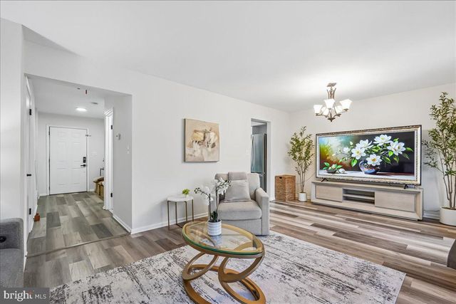 13410 COUNTRY RIDGE DR, Germantown, MD 20874