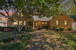 6820 Woodridge DR, Norfolk, VA 23518