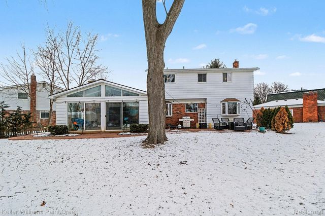 2790 Wareing Drive, Orion Charter Township, MI 48360