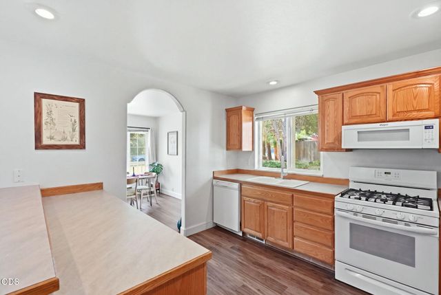1181 NW Knoxville Boulevard, Bend, OR 97703
