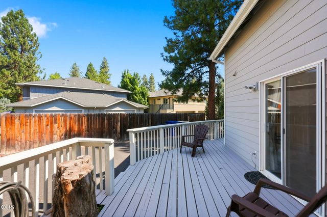 1181 NW Knoxville Boulevard, Bend, OR 97703